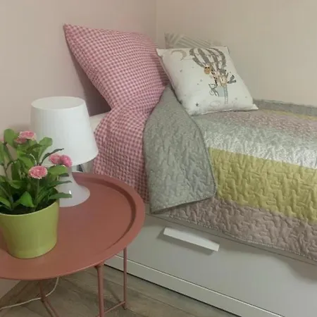 Feriehus вино от глухарчета Borovo (Plovdiv)